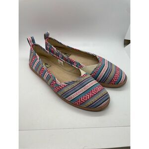 Kinetic Energy Women’s Slip On Style Shoes Size 10